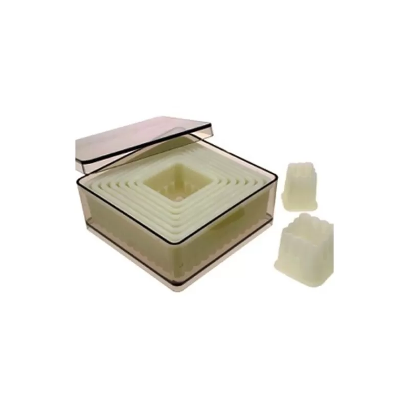 Cerf Dellier 9 Découpoirs Carres Canneles Assortis Patisdecor